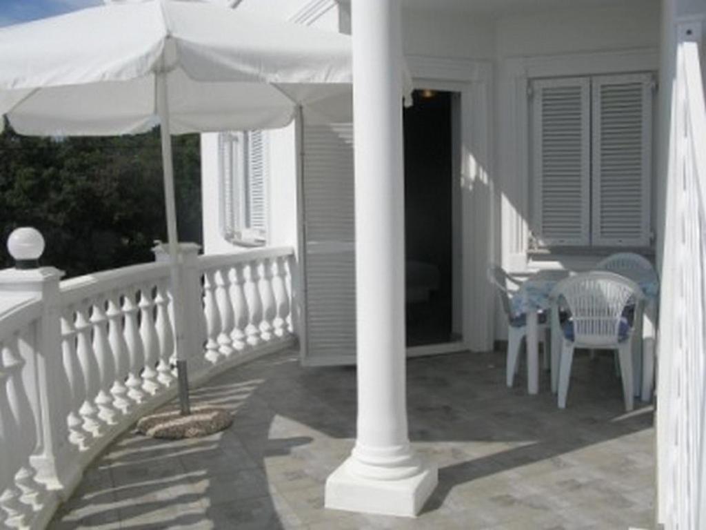 Apartments With A Parking Space Barbat, Rab - 16816 Barbat na Rabu Екстериор снимка