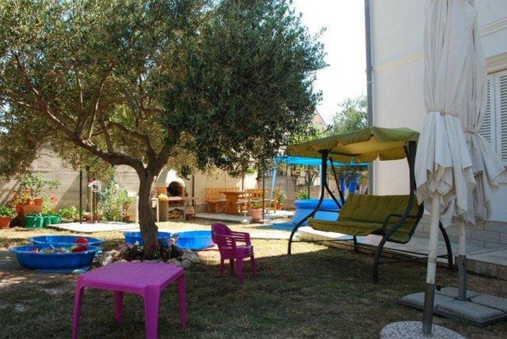 Apartments With A Parking Space Barbat, Rab - 16816 Barbat na Rabu Екстериор снимка